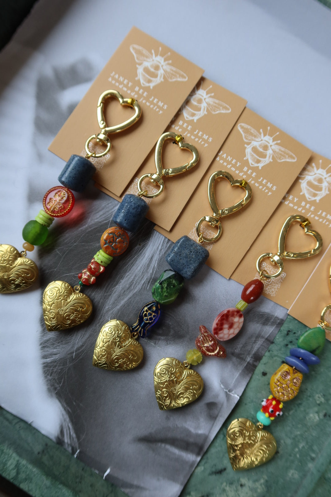 VINTAGE HEART BAG CHARM