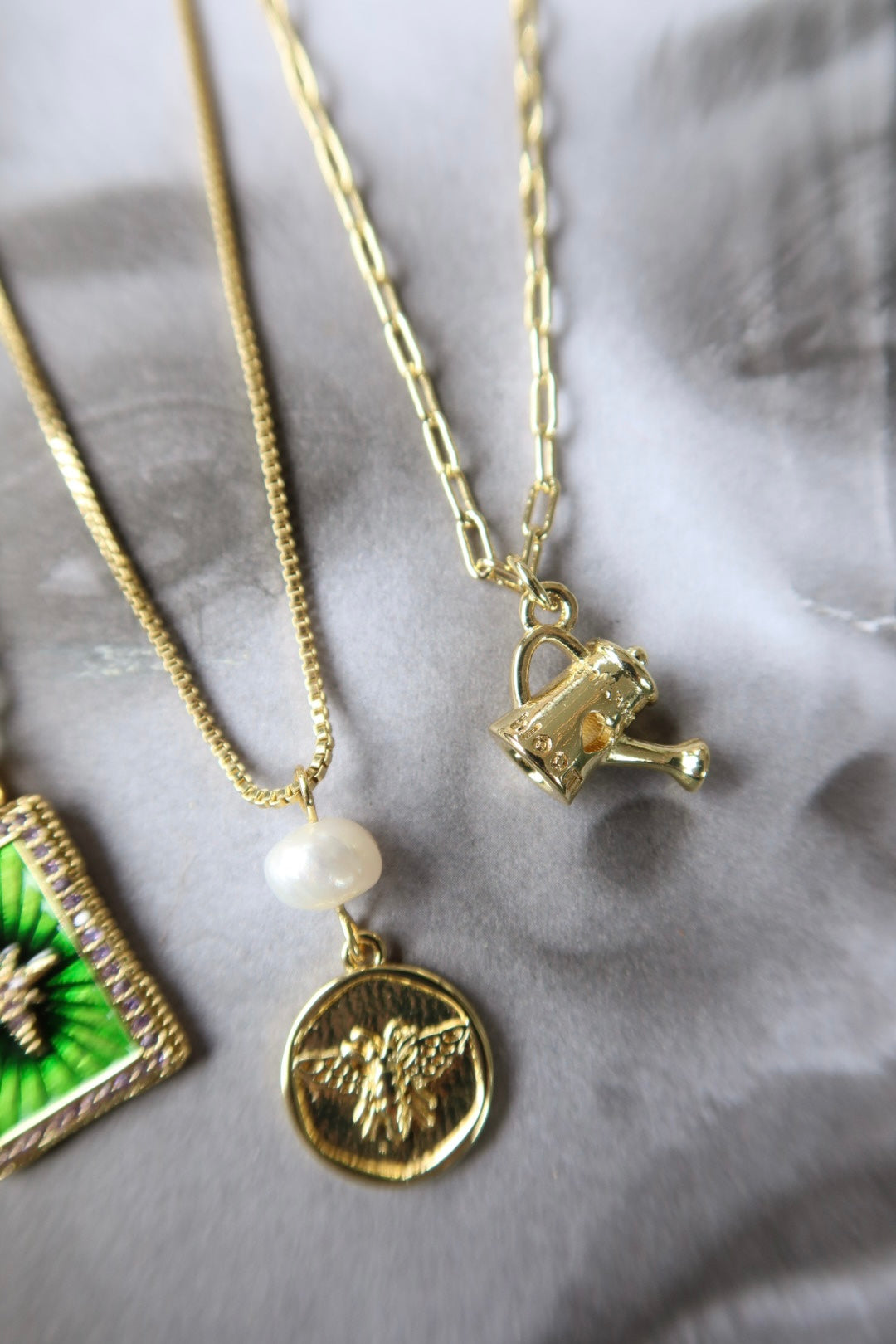 DAINTY LAYERS