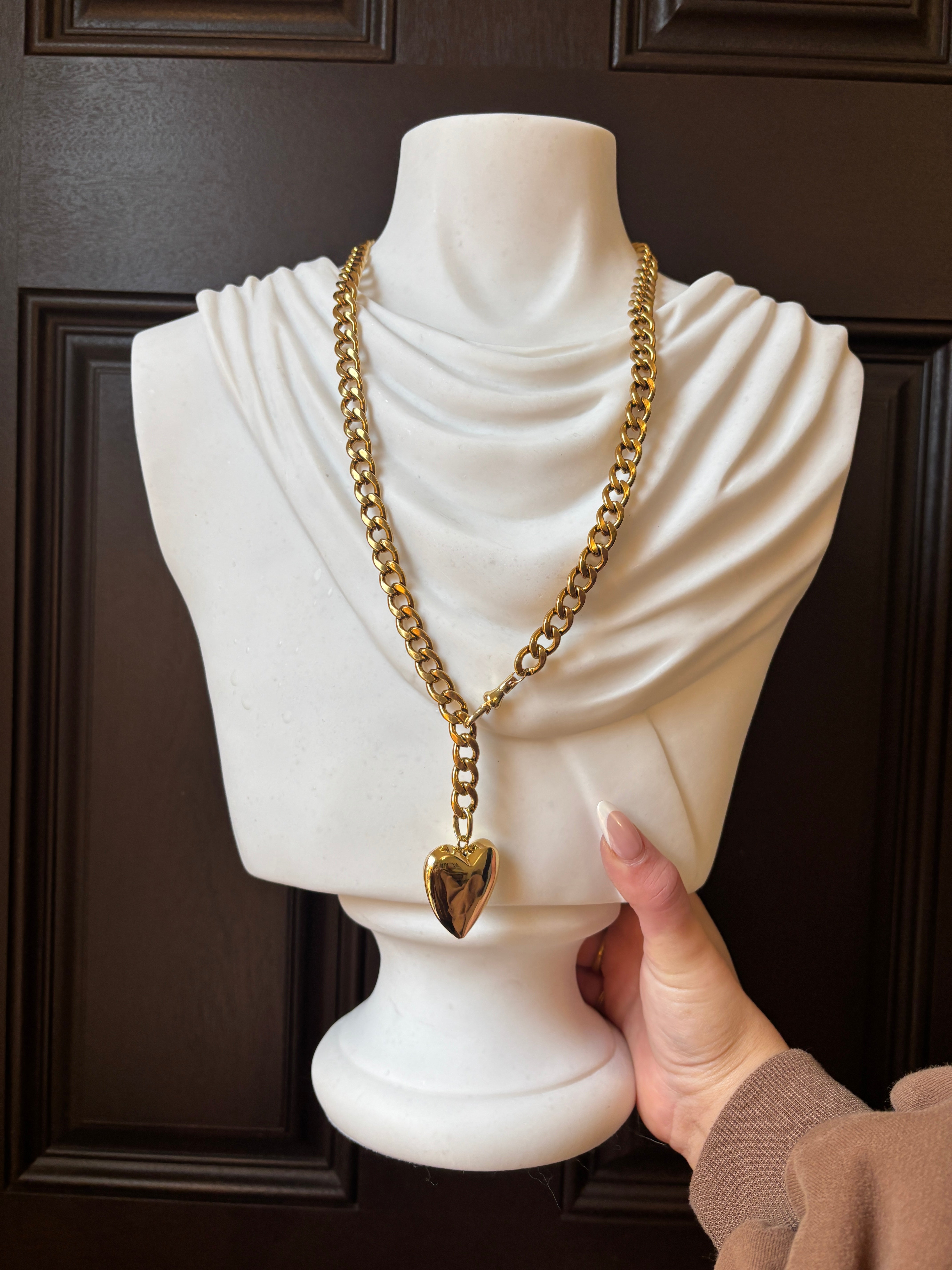 PUFFY HEART LARIAT