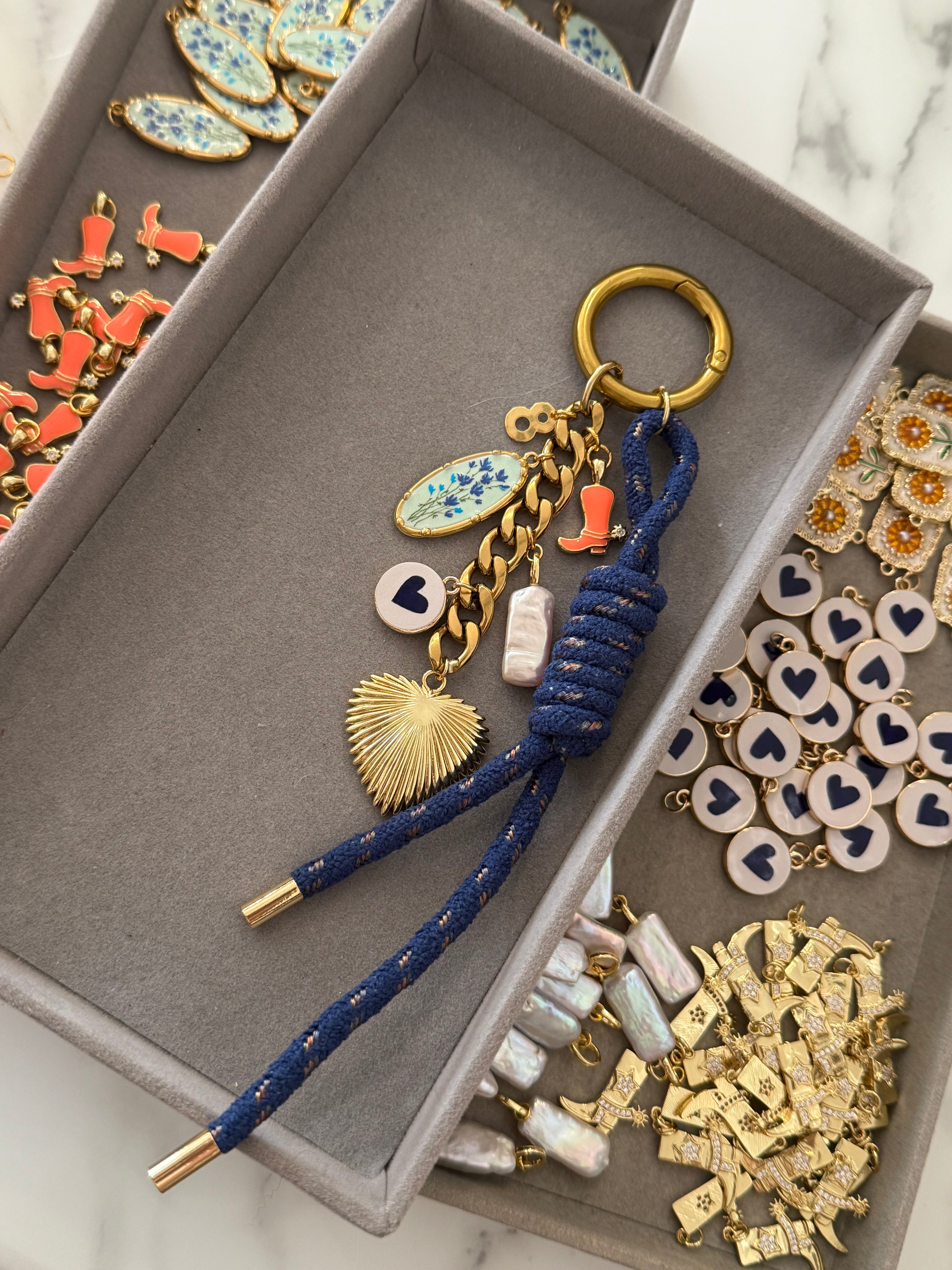 CORD BAG TASSELS