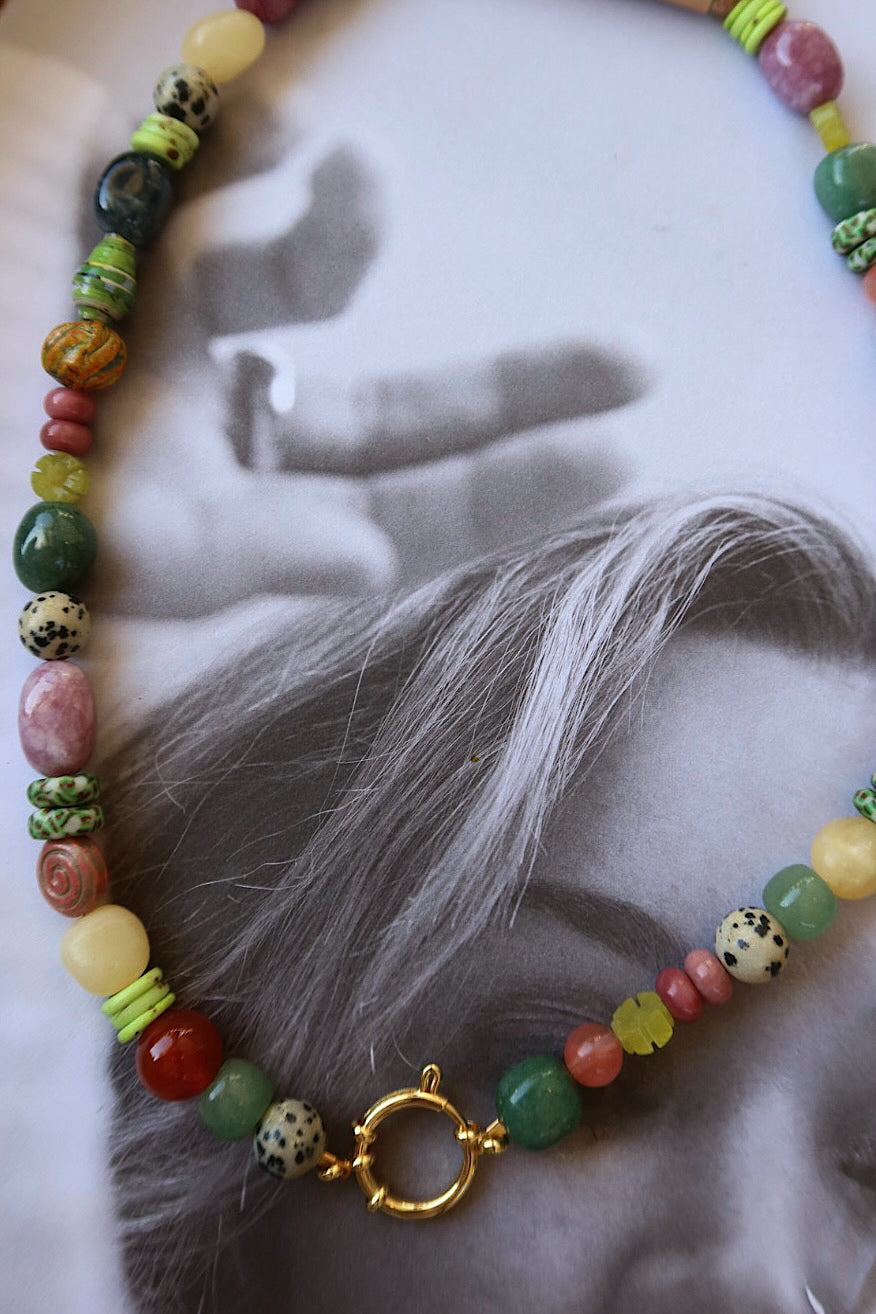 JOLENE BEADED CHARM HOLDER