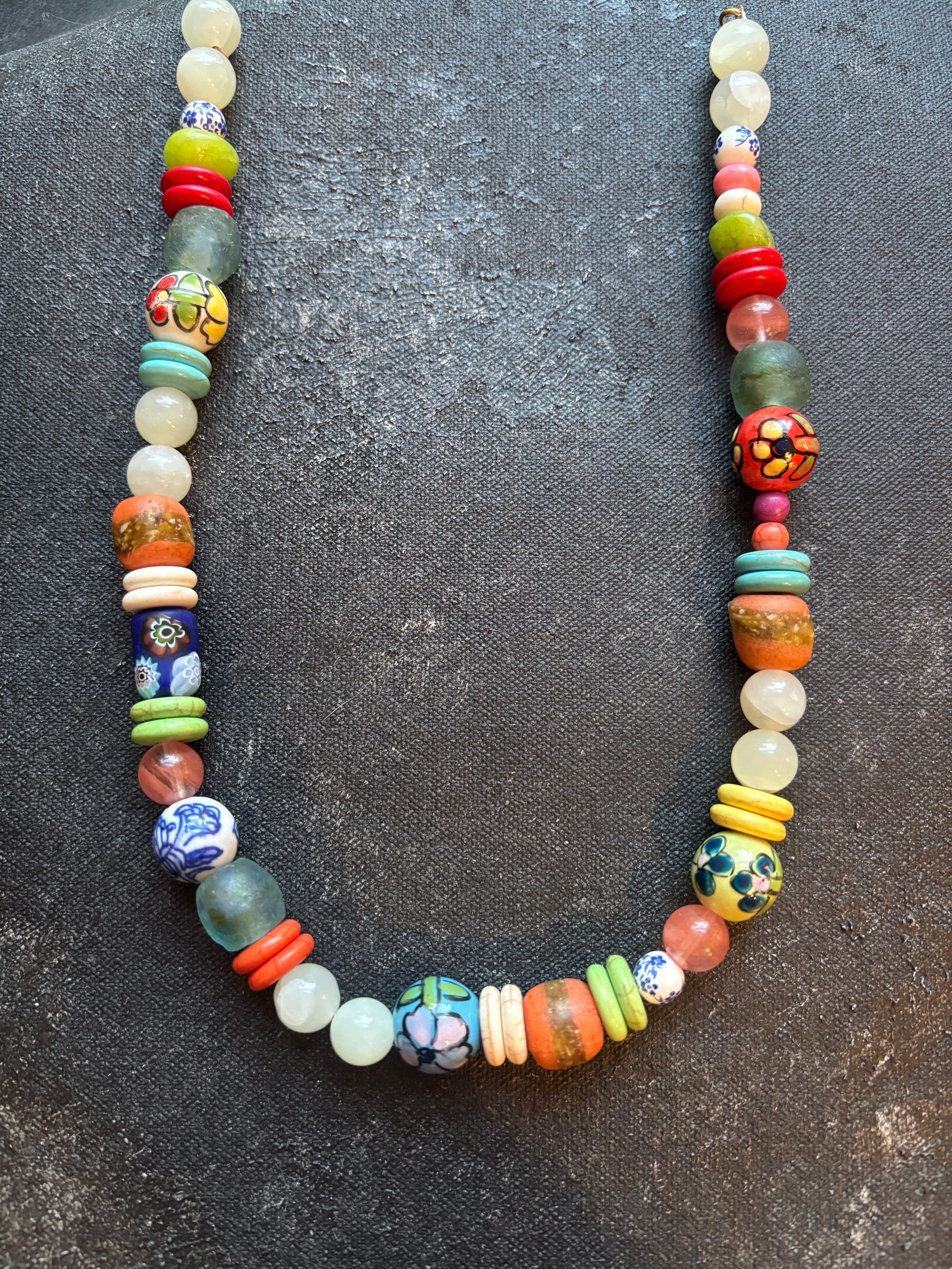 BEADED MIX CHOKER