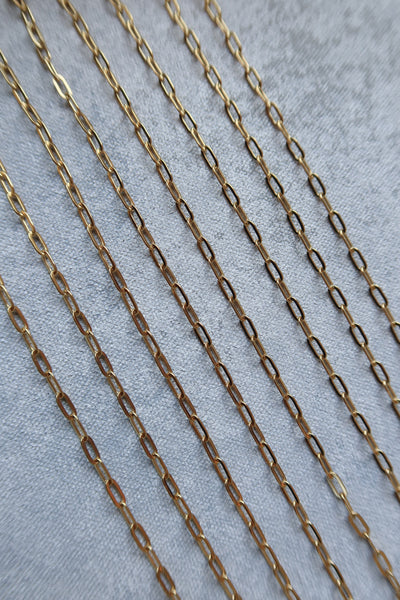 SMALL PAPER CLIP CHAIN