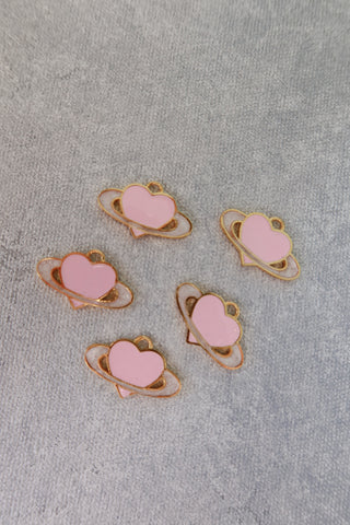 PINK SATURN HEARTS