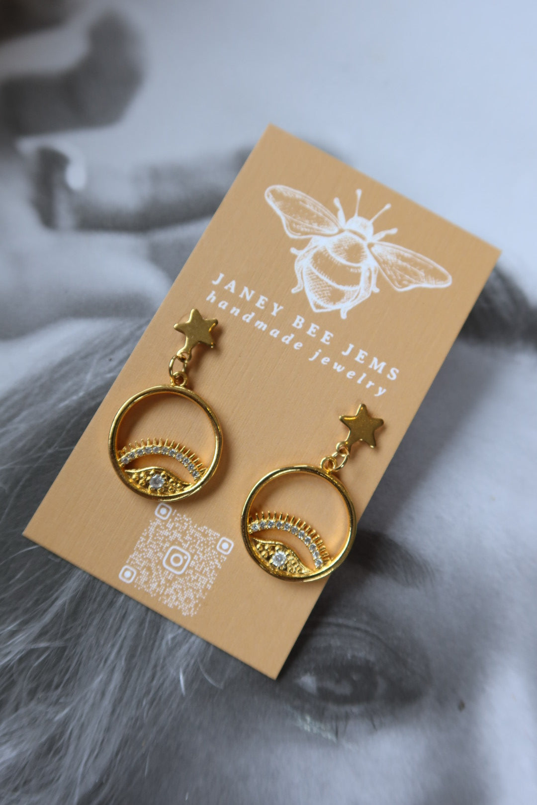 STAR EYED STUDS