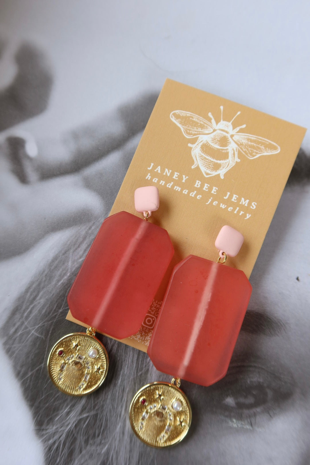 HORSESHOE TALISMAN EARRINGS