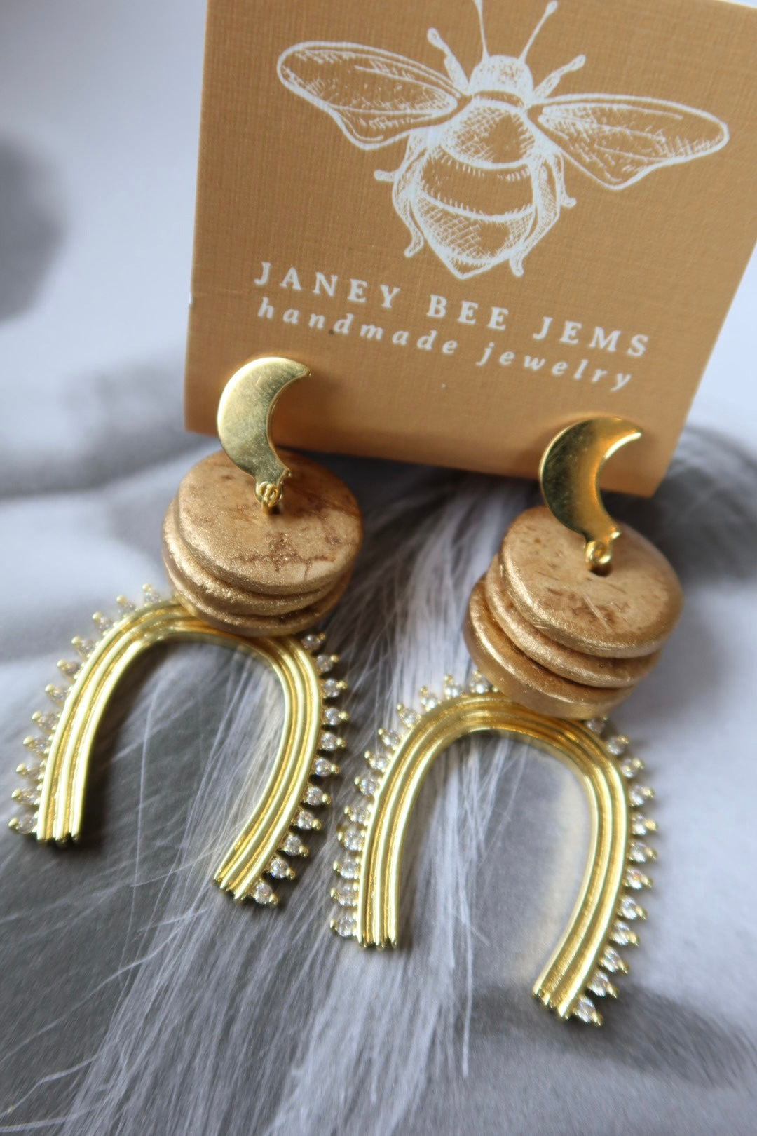 HORSESHOE STATEMENT EARRINGS