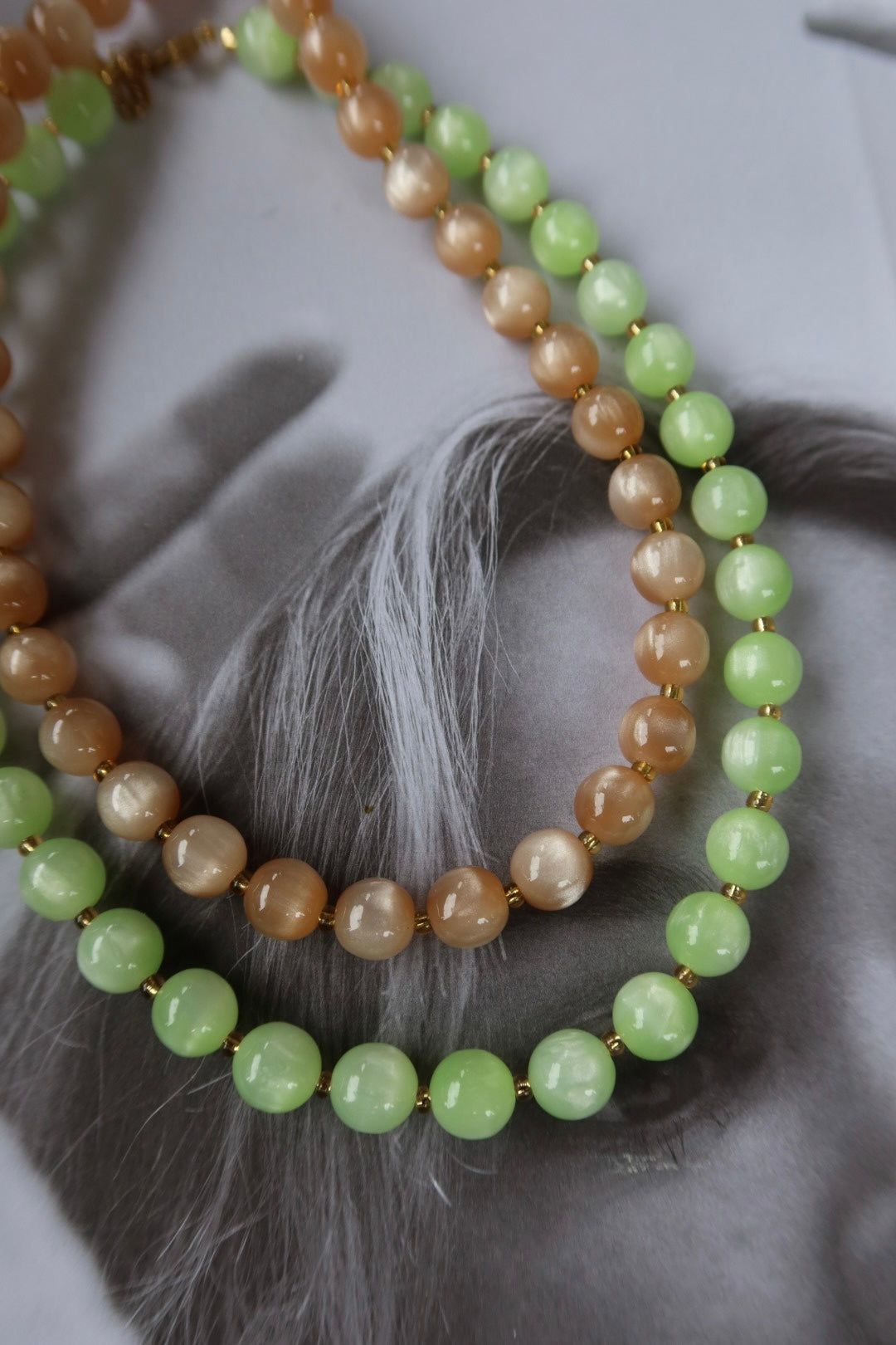 RESIN BEADS