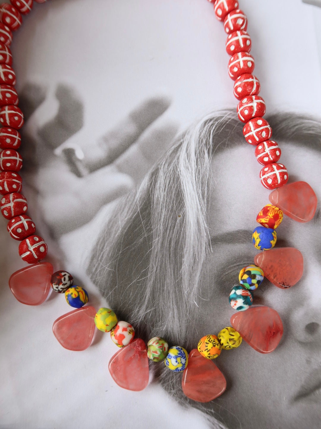COLORFUL WINDOW BEADS