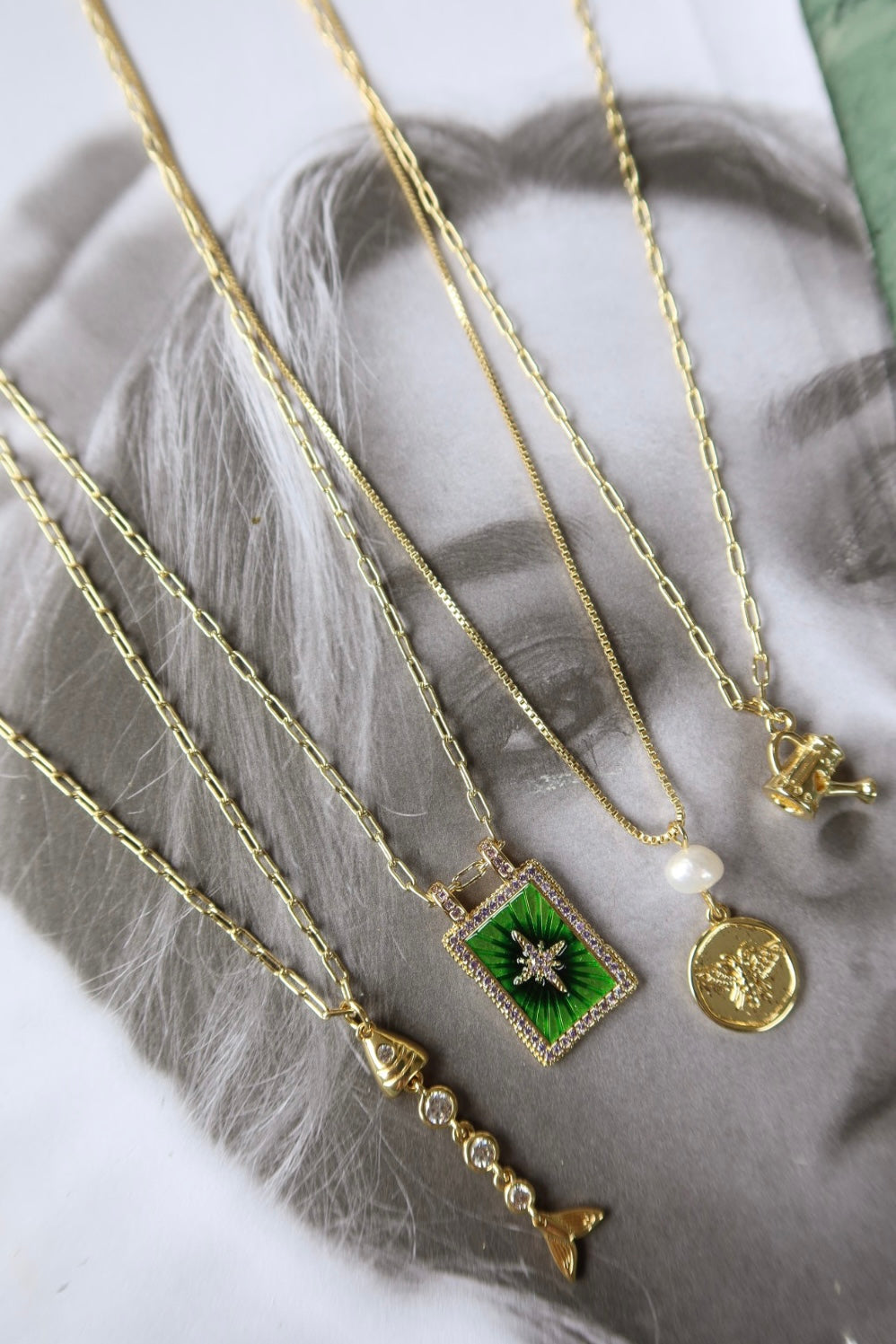 DAINTY LAYERS