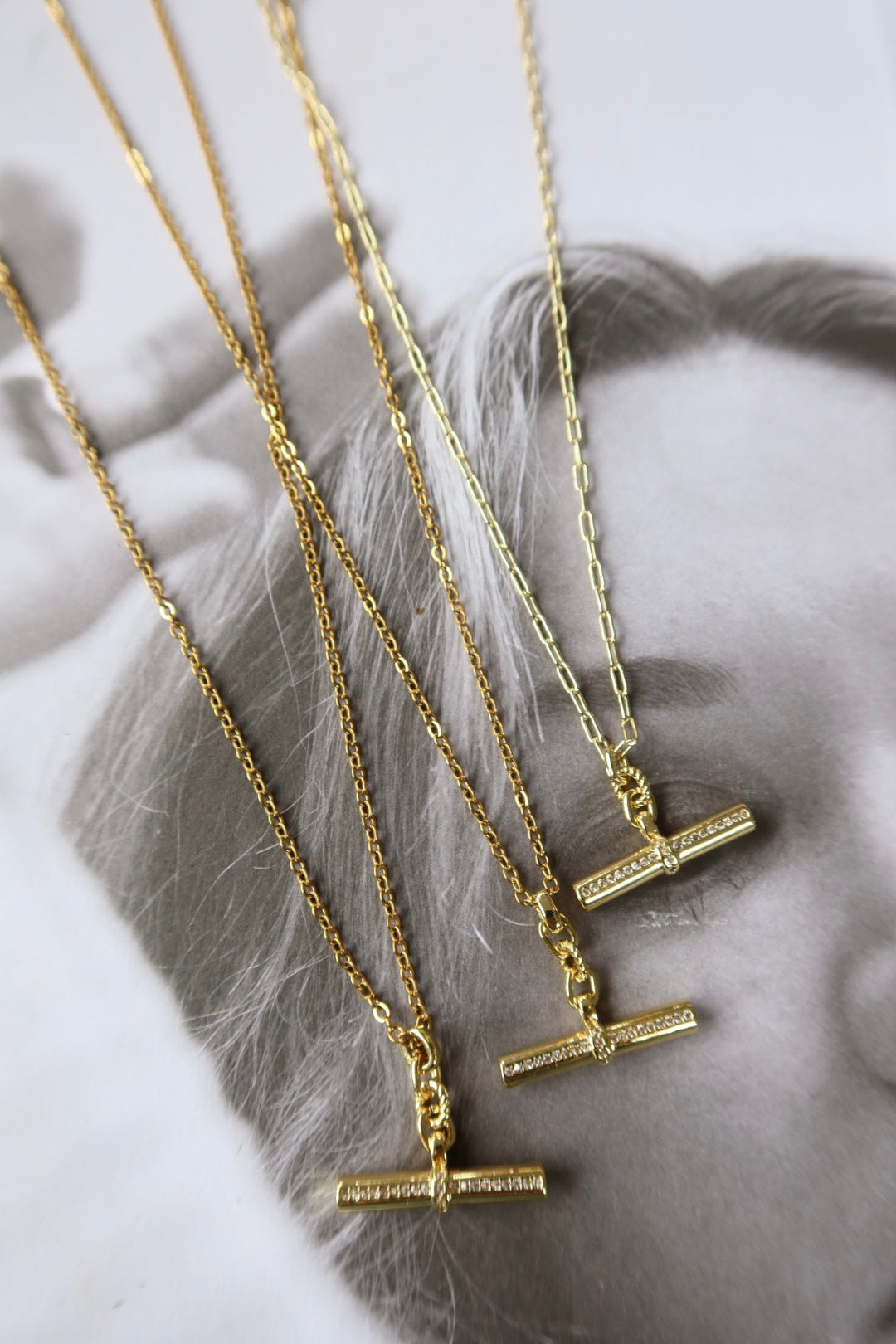 TOGGLE DAINTIES
