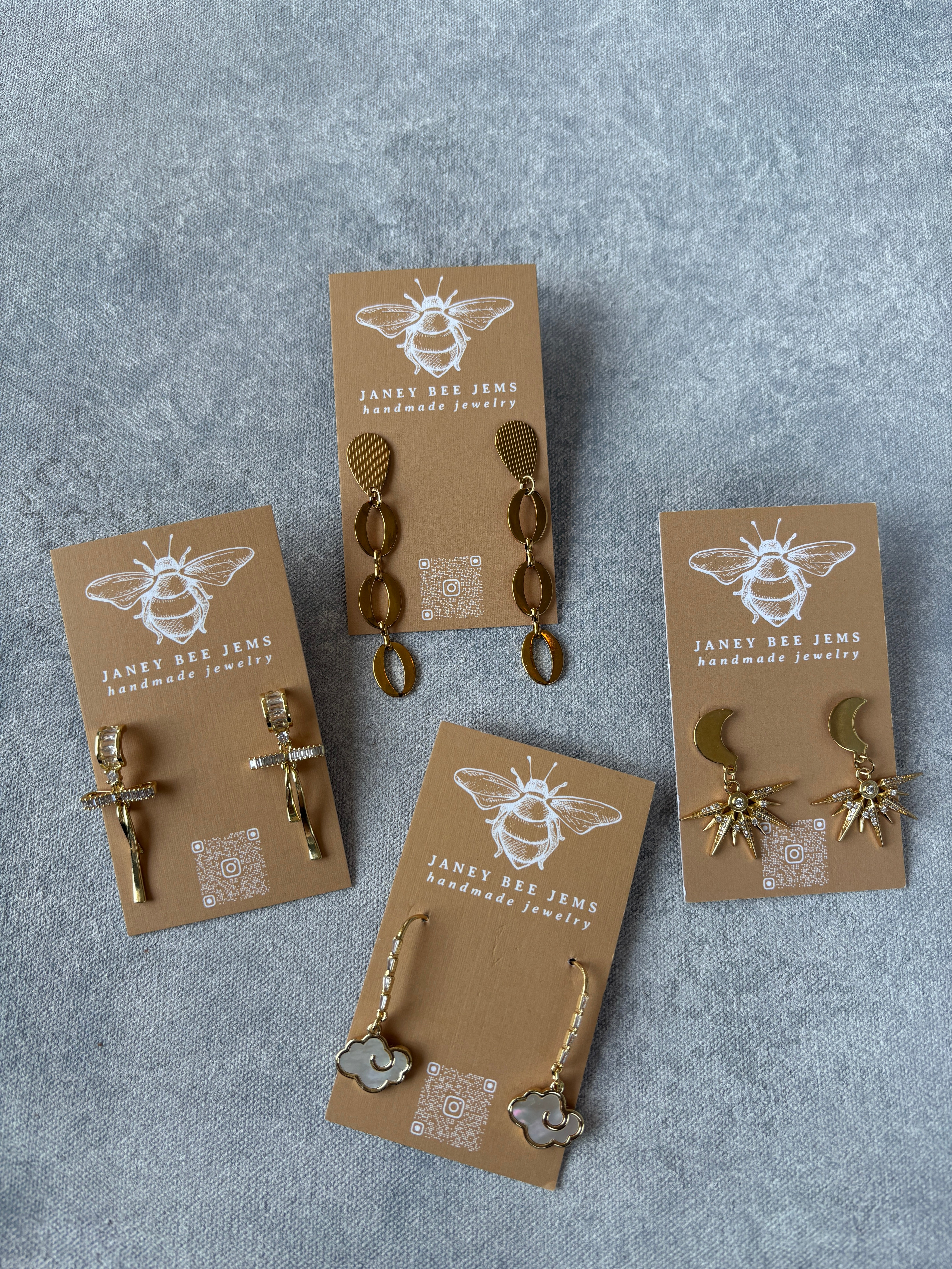 DANGLE EARRINGS