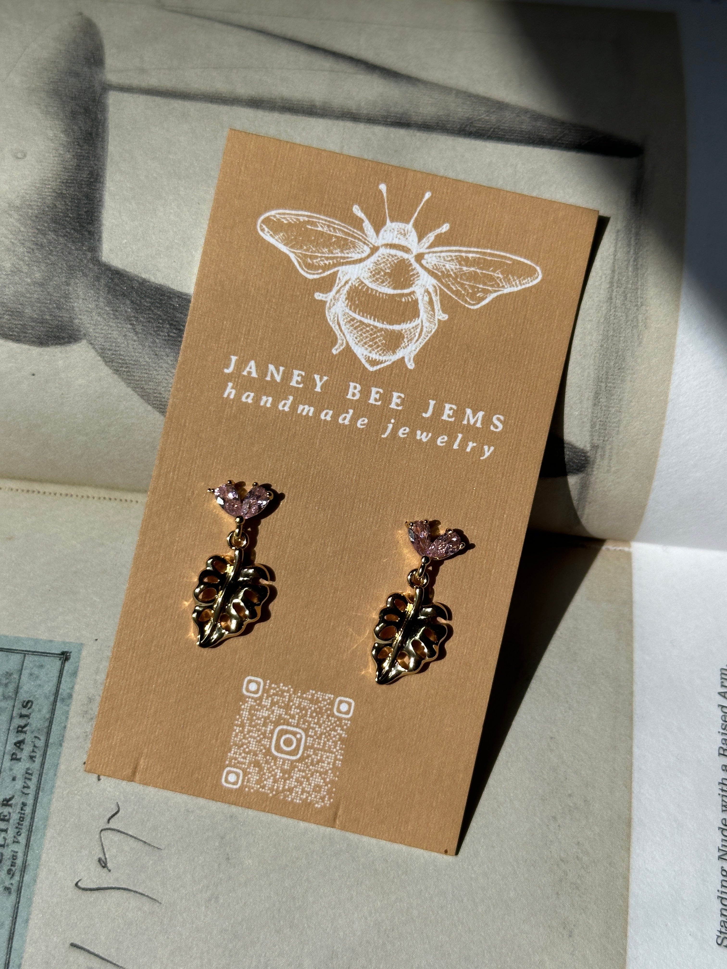 PINK PALM STUDS