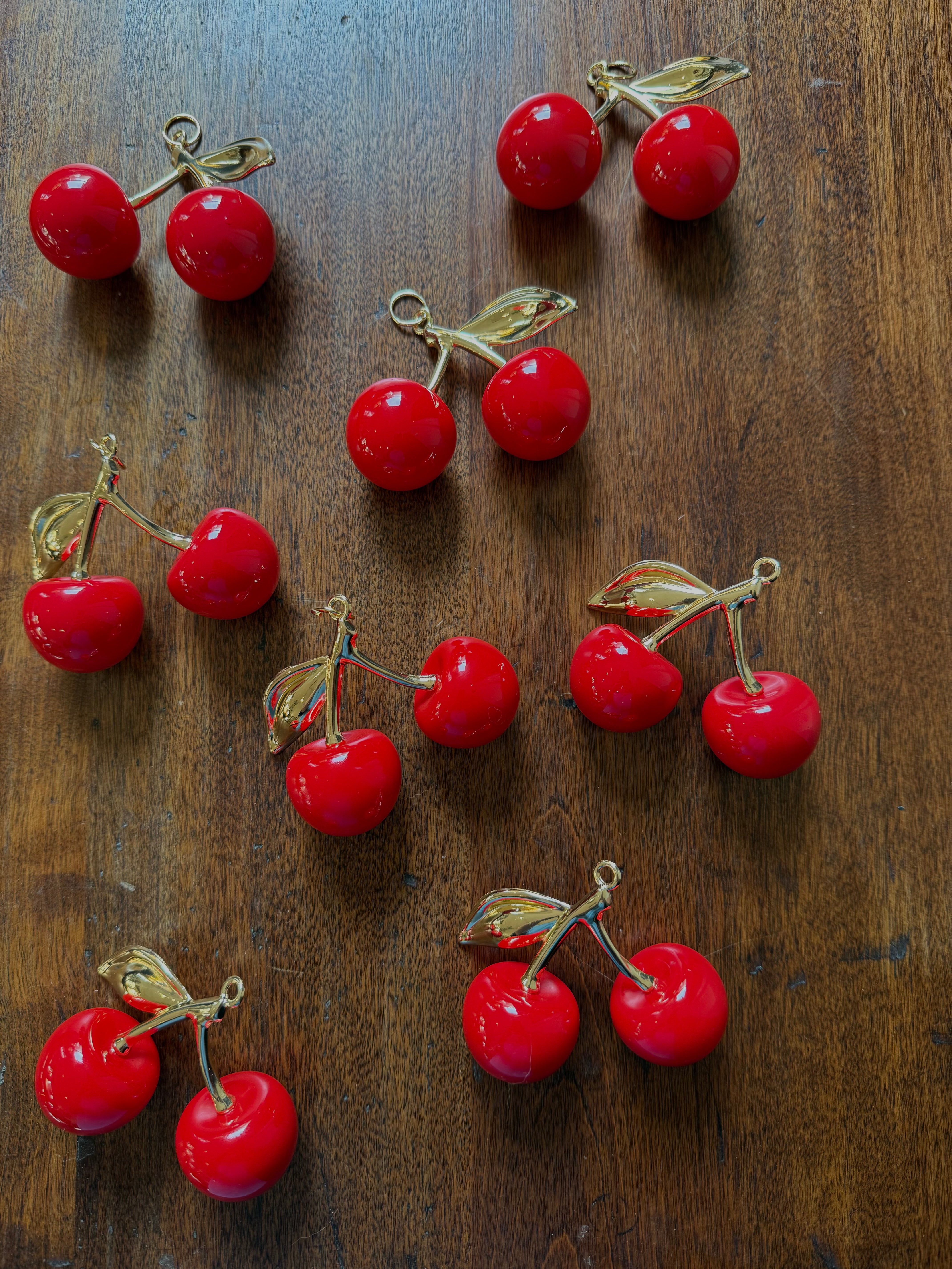 CHERRY CHARM