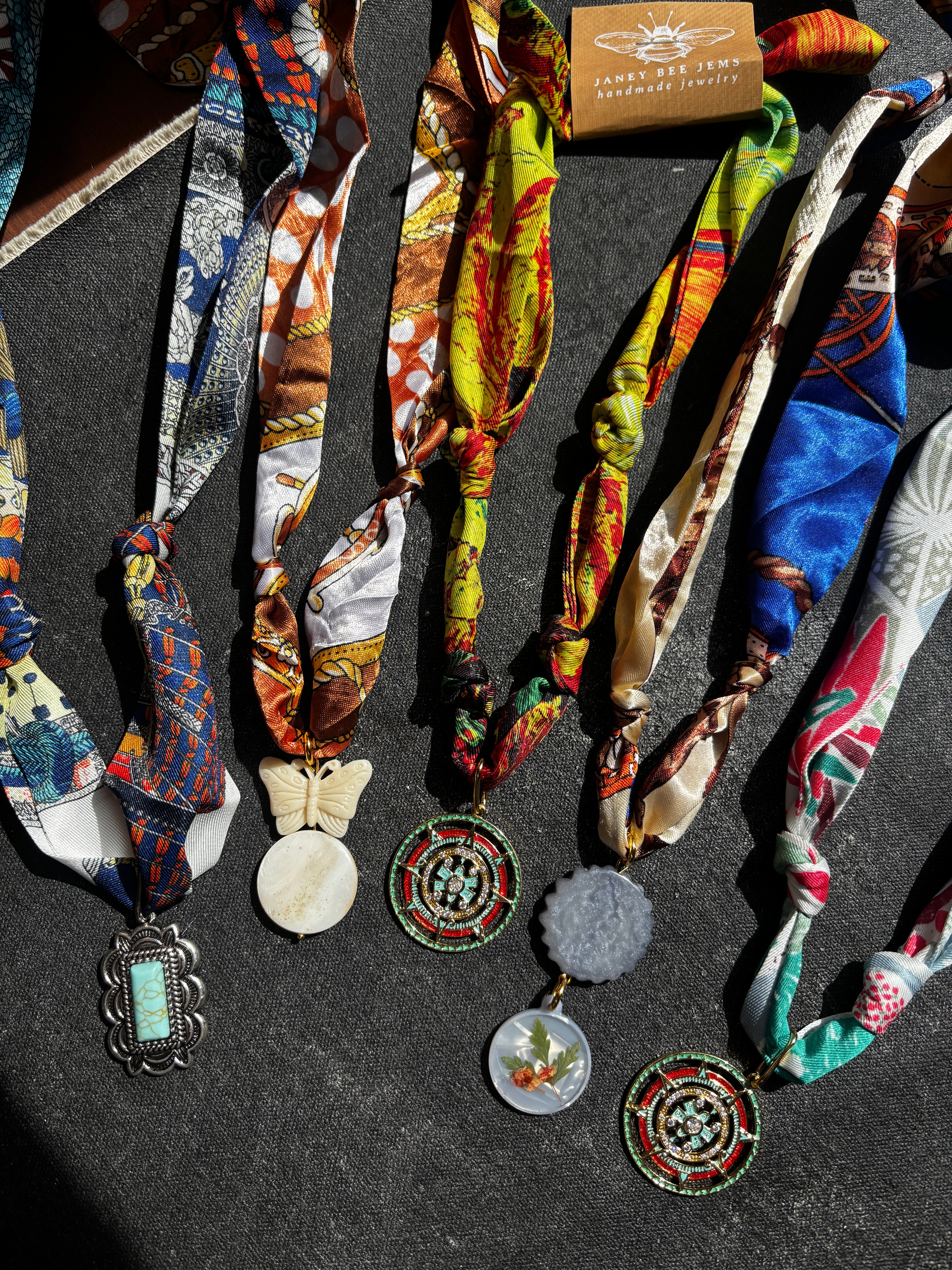 MIXED CHARMS (MEDIUM COLORFUL)