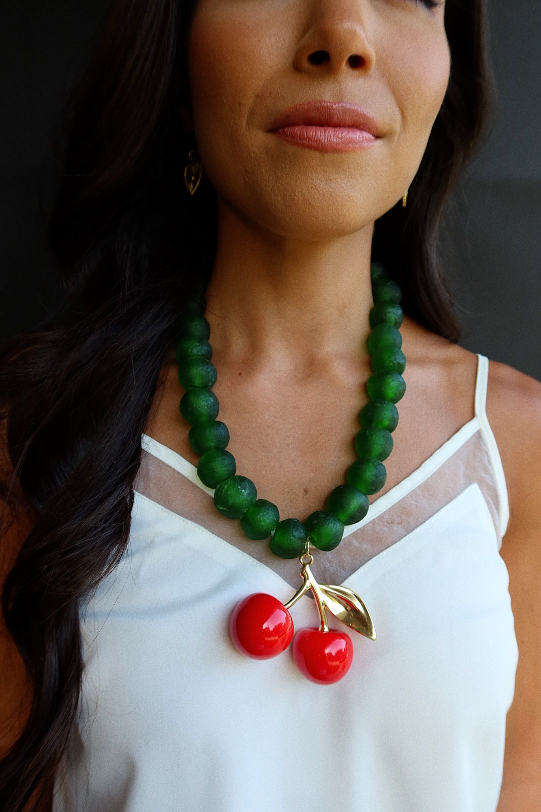 CHERRY BOMB (DARK GREEN BEADS)