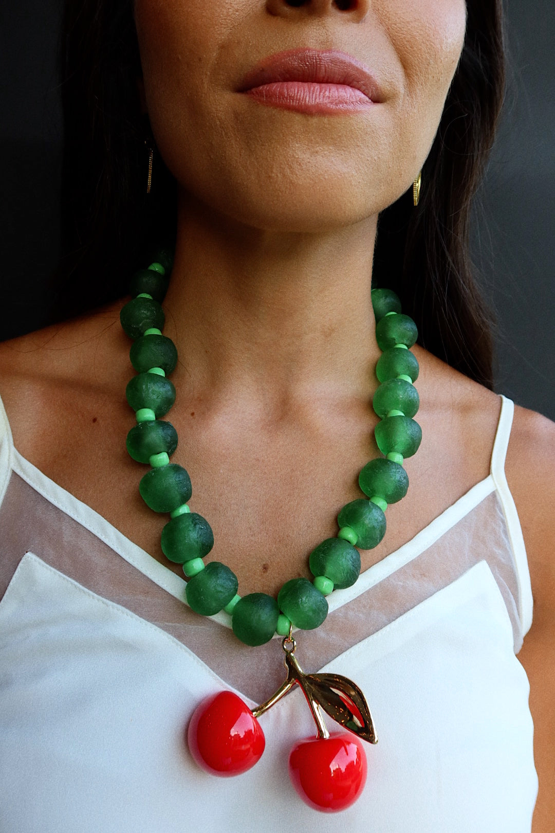 CHERRY BOMB (DARK GREEN MIX BEAD)