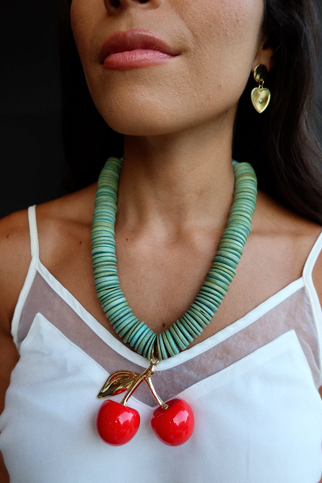 CHERRY BOMB (BLUE SHELL BEADS)
